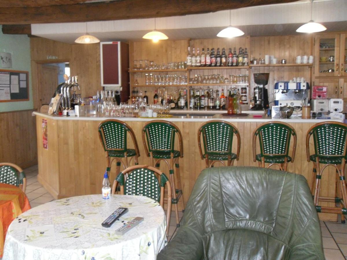 Hotel l'escale gourmande à Châlus Extérieur photo