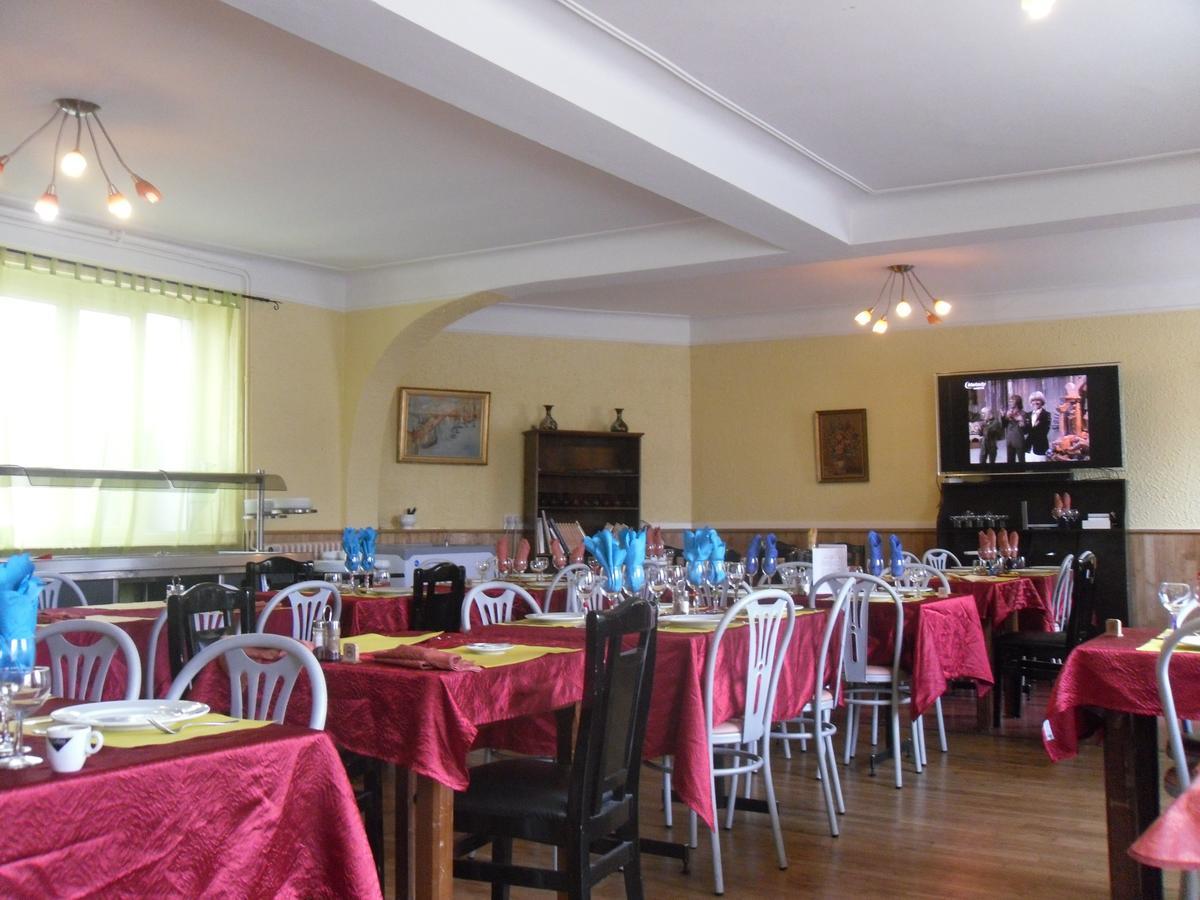 Hotel l'escale gourmande à Châlus Extérieur photo