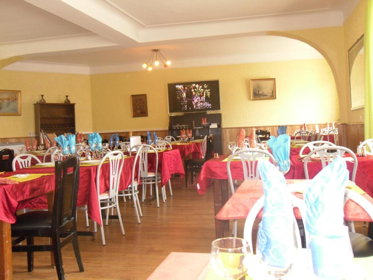 Hotel l'escale gourmande à Châlus Extérieur photo