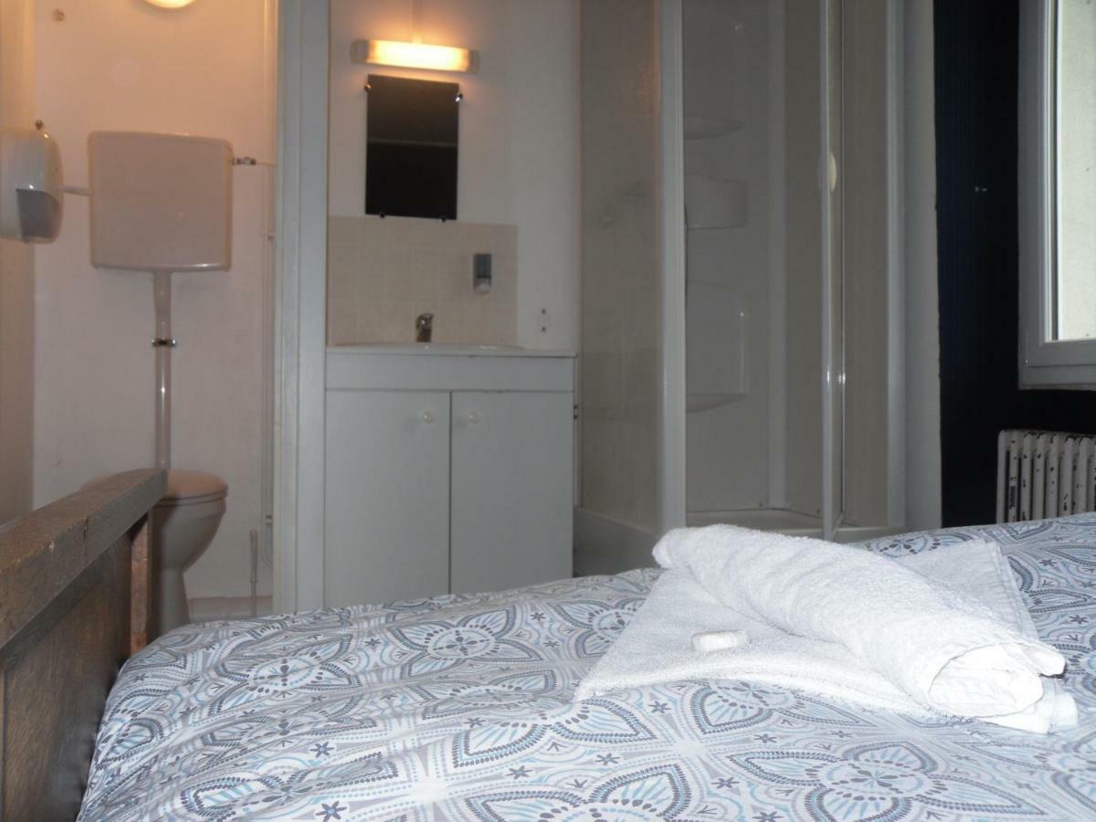 Hotel l'escale gourmande à Châlus Extérieur photo